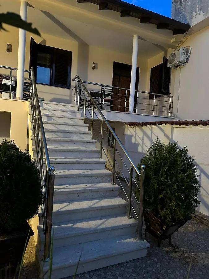 Elby Apartments Berat 0*,  Albania