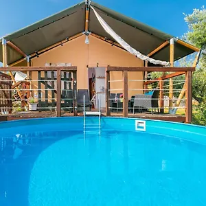 Prima Insula Glamping , Brusici Croazia
