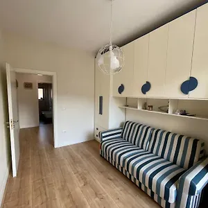 Apartment Sun In The Heart Of, Tirana